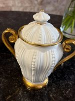 Zeltīta porcelāna kafijas servīze divām personām, "Les Perles" — Luija XV stilā (Gilt Porcelain Coffee Service for Two, "Les Perles" — Louis XV Style) (6897) - Image 10