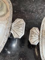 2gab art deco stila metāla terīnes sudraba krāsā, vidēji liela izmēra (7222) - Image 11