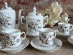 Antīka porcelāna tējas un kafijas servīze 5 personām ar pļavas ziedu dekoru (Antiquarian Porcelain Tea & Coffee Service for 5 Persons) (5605) - Image 5