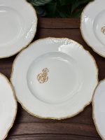 Porcelāna Zupas Šķīvji ar Zelta Krāsas Iniciāļiem un Maliņu (4221) - Image 6