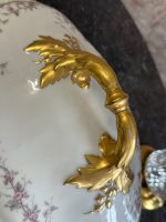 izsmalcināta porcelāna terīne ar ļoti bagātīgu zeltījumu, vidēji liela izmēra (7219) - Image 13