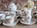 Antīka porcelāna tējas un kafijas servīze 16 personām ar divu veidu tasītēm (Antiquarian Porcelain Tea & Coffee Service for 16 Persons) (5603) - Image 3