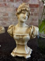 Two antique porcelain busts of Biedermeier and Romanticism style - Austro-Hungary (6898) - Image 2