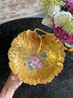 "Limoge" porcelāna trauciņš, izliekta bļodiņa zelta krāsā ar ziedu motīvu (7186) - Image 2