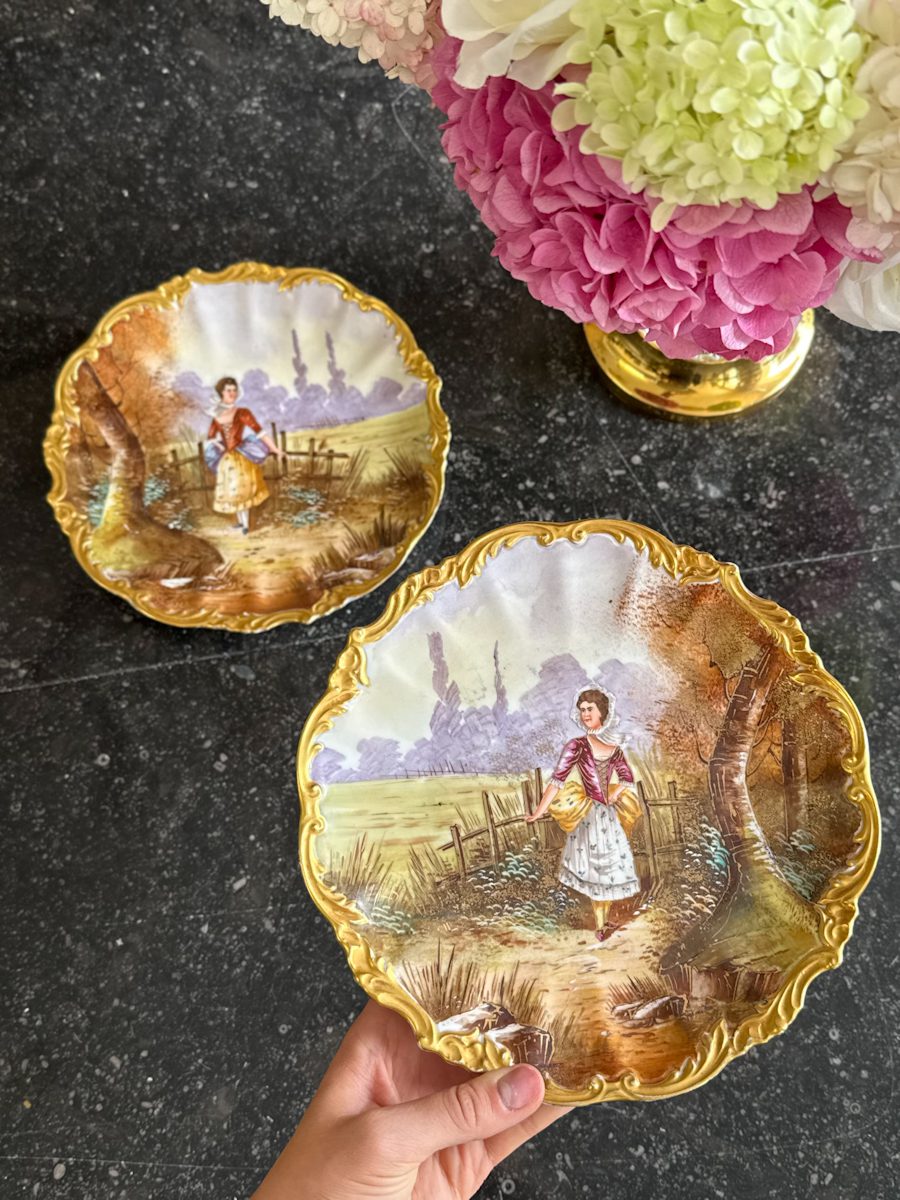 2gab apgleznoti "Limoge" porcelāna šķīvji, neliela izmēra (7179) - Image 1