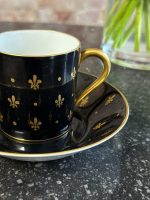 izsmalcināta porcelāna krūzīte un apakštasīte (6885) - Image 3