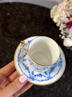 Antīka franču porcelāna tasīte ar apakštasīti — Luija XVI stilā (Antique French Porcelain Cup and Saucer in Louis XVI Style) (6889) - Image 7