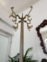 Drēbju Pakarināmais Statīvs ar Defektu, Nolūzis Viens Dekoratīvais Pakarināmais Elements (4941) - Image 9