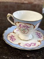 izsmalcināta porcelāna krūzīte un apakštasīte (6890) - Image 4