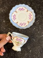 izsmalcināta porcelāna krūzīte un apakštasīte (6890) - Image 6