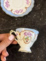izsmalcināta porcelāna krūzīte un apakštasīte (6890) - Image 7