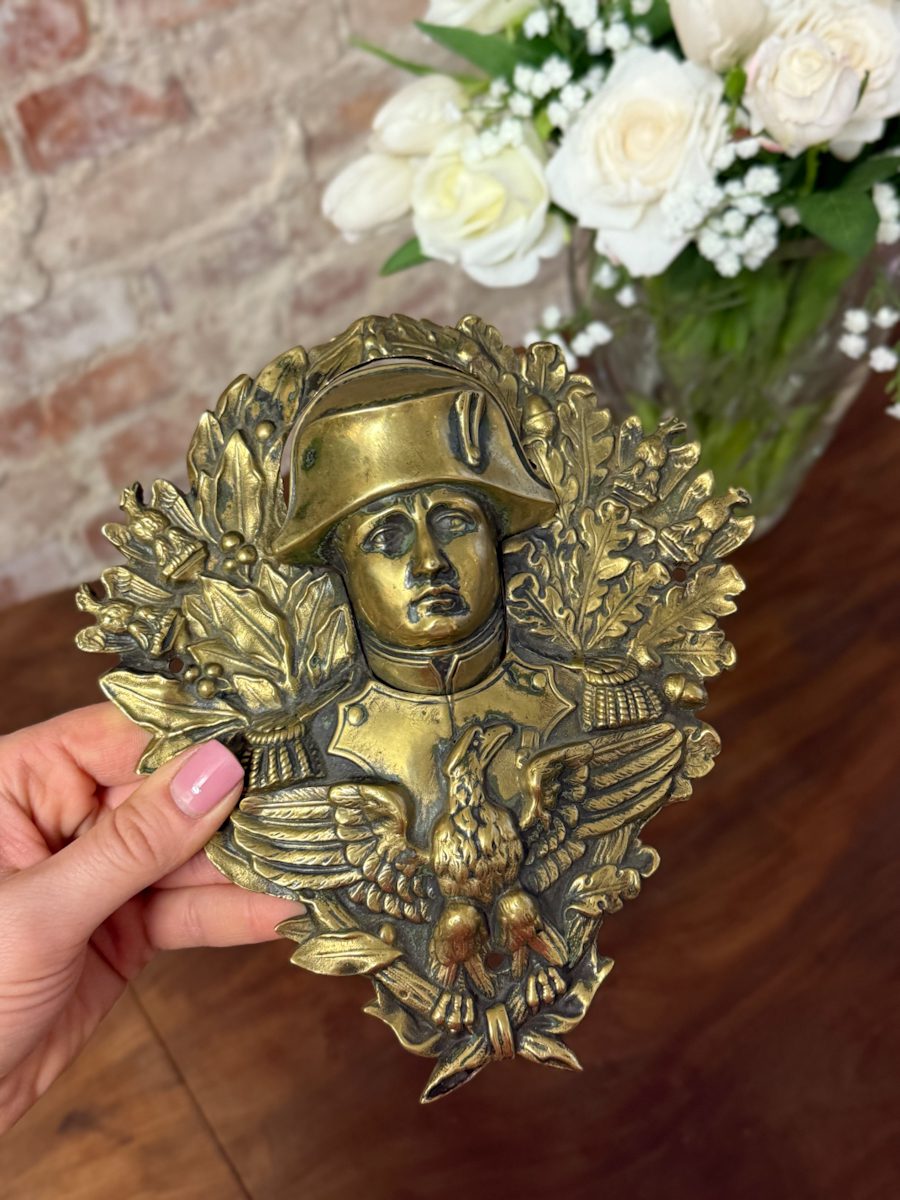 bronzas, durvju klauvējamais ar Napoleonu, neliela izmēra (6241) - Image 1