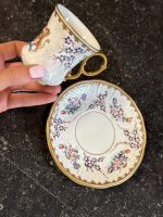 Antīka porcelāna krūzīte ar ģerboni un reljefa dekoru (Antique Armorial Cup & Saucer) (6893) - Image 4