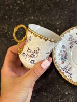 Antīka porcelāna krūzīte ar ģerboni un reljefa dekoru (Antique Armorial Cup & Saucer) (6893) - Image 11
