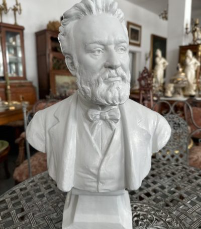 Lille-mellem Jules Verne buste – gips, Frankrig, sent 19. årh. (4860)