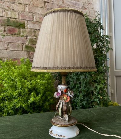 Lille bordlampe med blomster (2662)