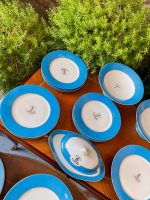 Antīks Francijas porcelāna komplekts ar zilu apmali un monogrammu — V. Etienne (Antique French porcelain set with blue border and gold monogram) (2802) - Image 6