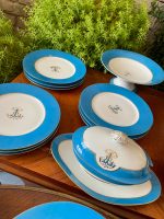Antīks Francijas porcelāna komplekts ar zilu apmali un monogrammu — V. Etienne (Antique French porcelain set with blue border and gold monogram) (2802) - Image 9