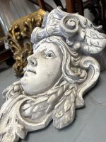 Maskaron med kvinnligt ansikte – Beaux-Arts / Nybarock, Frankrike, ca 1880–1910. Betonghuvud, väggfast figur, mycket tung, medelstor (4389) - Bild 7