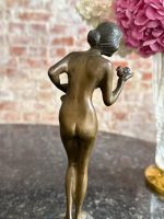 Woman's figure with stone base, heavy, small size (7134) - Image 9