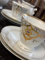 Antīka porcelāna tējas un kafijas servīze 7 personām ar zeltījumu — historisma stilā (Antique Porcelain Tea and Coffee Set for 7 Persons in Historicist Style) (6915) - Image 14