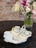 trīsdaļīgs porcelāna trauks ar zelta krāsas detalizāciju (6901)