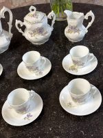 Porcelāna tējas servīze ar violetiem ziediem — Historisms (Porcelain Tea Service with Violet Flowers in Historism Style) (6921) - Image 4