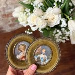 2gab Maza izmēra glezniņas ar samta rāmīti (6284)