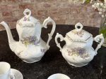 Porcelāna tējas servīze ar violetiem ziediem — Historisms (Porcelain Tea Service with Violet Flowers in Historism Style) (6921) - Image 8