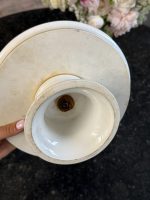 Antīks divstāvīgs un divdaļīgs porcelāna trauks ar iniciāļiem - Ampīra stilā (Antique two tier porcelain compote in Empire style) (6904) - Image 12