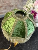 Zeltīta metāla galda lampa ar zaļu kupolu — Jūgendstilā (Gilt Metal Table Lamp with Green Shade in Art Nouveau Style) (6923) - Image 11