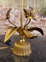 Zeltīta metāla galda lampa ar zaļu kupolu — Jūgendstilā (Gilt Metal Table Lamp with Green Shade in Art Nouveau Style) (6923) - Image 4