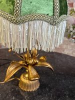 Zeltīta metāla galda lampa ar zaļu kupolu — Jūgendstilā (Gilt Metal Table Lamp with Green Shade in Art Nouveau Style) (6923) - Image 7