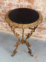 Bronzēts čuguna puķu galdiņš ar ķerubiem — Neorokoko (Antique Bronzed Cast Iron Flower Table) (5915) - Image 6