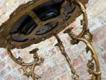Bronzēts čuguna puķu galdiņš ar ķerubiem — Neorokoko (Antique Bronzed Cast Iron Flower Table) (5915) - Image 16