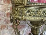 Grezna bronzas vitrīna ar sfinksām un zaļo marmoru — Napoléon III stilā (Rare Napoleon III Bronze Display Cabinet with Sphinx Mounts and Green Marble) (5787) - Image 19