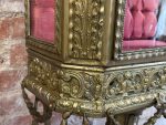Grezna bronzas vitrīna ar sfinksām un zaļo marmoru — Napoléon III stilā (Rare Napoleon III Bronze Display Cabinet with Sphinx Mounts and Green Marble) (5787) - Image 20