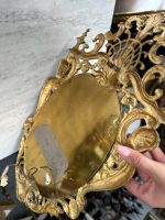 Zeltītas spoguļbra lampas Luija XV stilā Spoguļiem ir Skaista Slīpēta Fasete, Smagi Pēc Svara, 2gab (Rococo Mirrored Wall Sconces) (4917) - Image 15