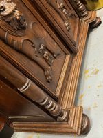 Cabinet en chêne sculpté de chimères, style Henri II, vers 1860-1890 – Image 27