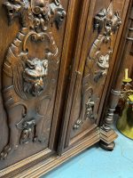 Cabinet en chêne sculpté de chimères, style Henri II, vers 1860-1890 – Image 22