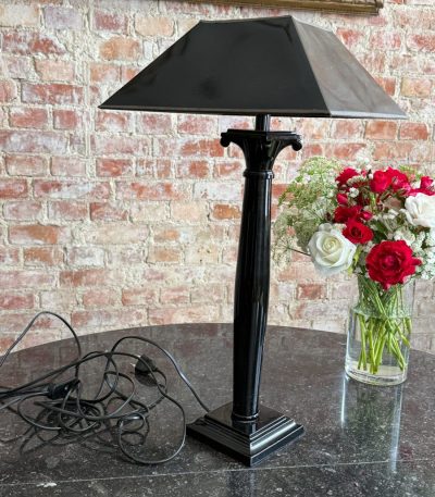 Bordlampe i sort keramik, mellem størrelse, (6944)