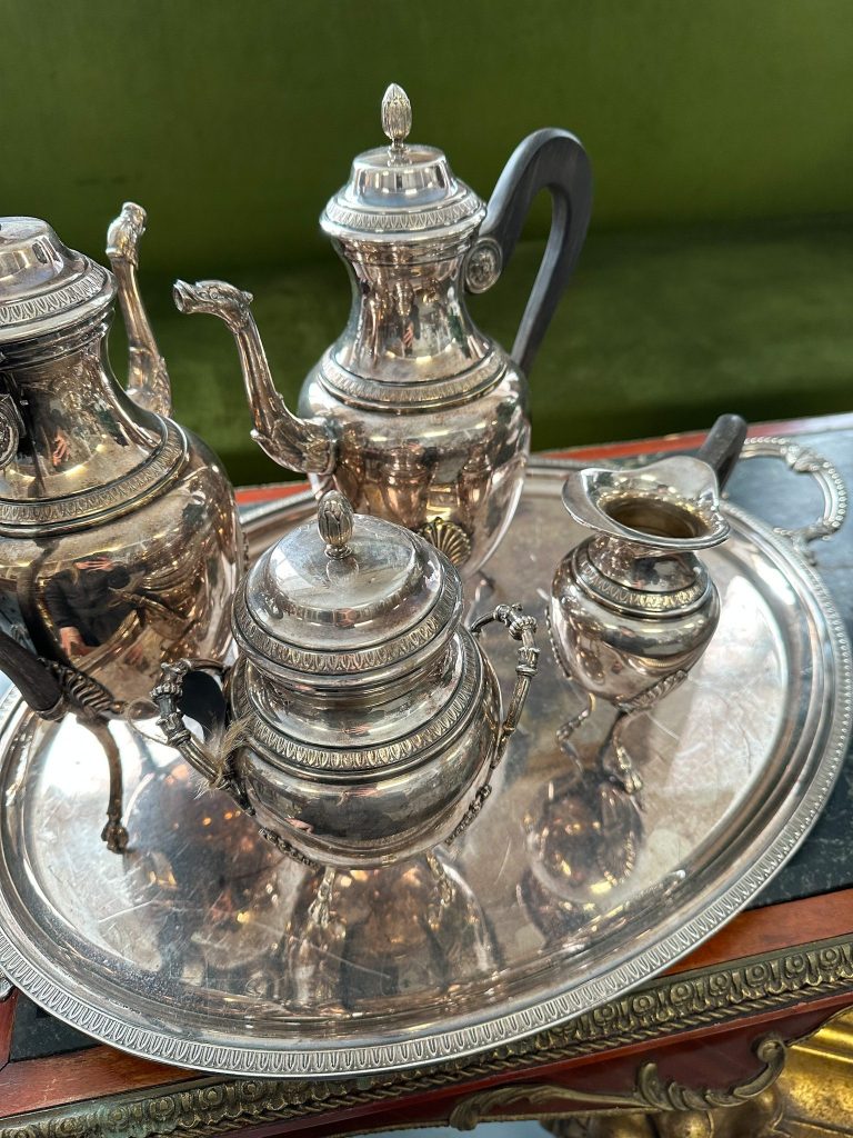 Antik sølv te- og kaffeservice med bakke - Historicisme stil