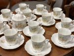 Antīka porcelāna tējas un kafijas tasīšu servīze 12 personām ar ābeļziedu dekoru (Antique Porcelain Tea & Coffee Cup Service for 12 Persons) (3833) - Image 2