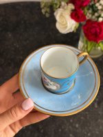 Izsmalcināta Porcelāna Krūzīte Un Apakštasīte (6961) - Image 8