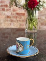 Izsmalcināta Porcelāna Krūzīte Un Apakštasīte (6961) - Image 2