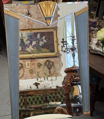 Art Deco spogulis ar slīpētu stiklu un apzeltītu vēdekļa ornamentu