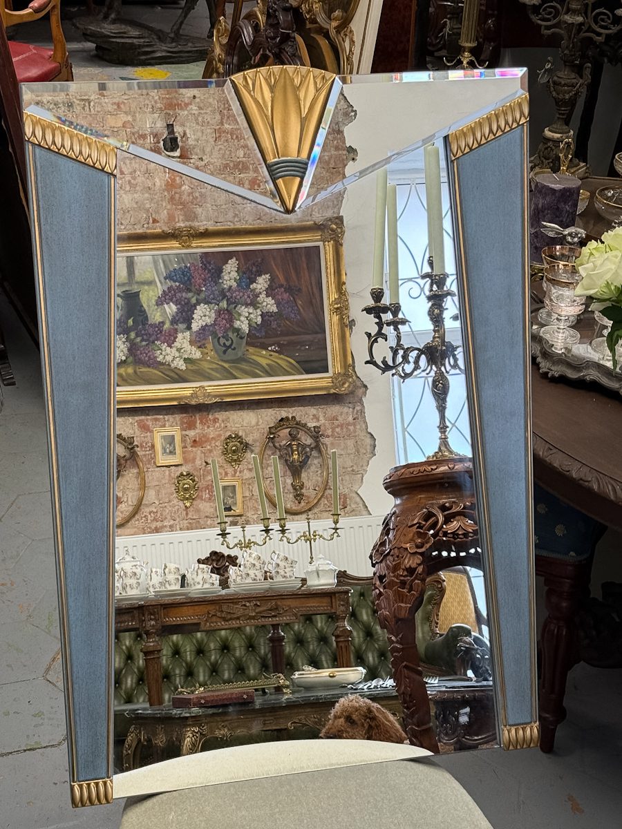 Art Deco Spogulis ar Fazētu Stiklu un Zeltītu Vēdekļa Ornamentu — Art Deco, Eiropa, 20.gs. (6637) - Image 1