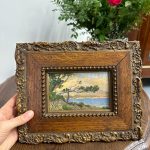 Miniatūra Glezniņa Koka Rāmī, Gleznota uz Papīra (5219)