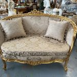 Ērta, Neliela Izmēra Sofa, Dīvāns ar Spilveniem (4200)