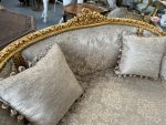 Ērta, Neliela Izmēra Sofa, Dīvāns ar Spilveniem (4200) - Image 5